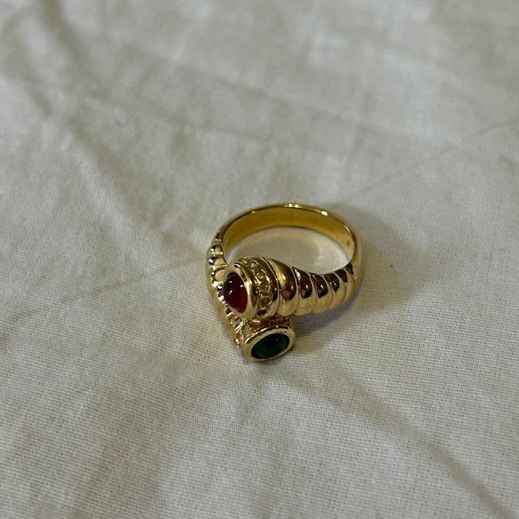 Gold & Cabochon Green & Red Gemstone Bypass Ring - Picture 4 of 10